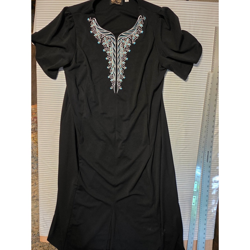 1261 Bob Mackie Wearable Art Black Embroidered Floral Midi Dress XL Short Sleeve